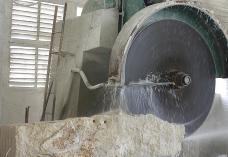 circular saw blade diamond cut